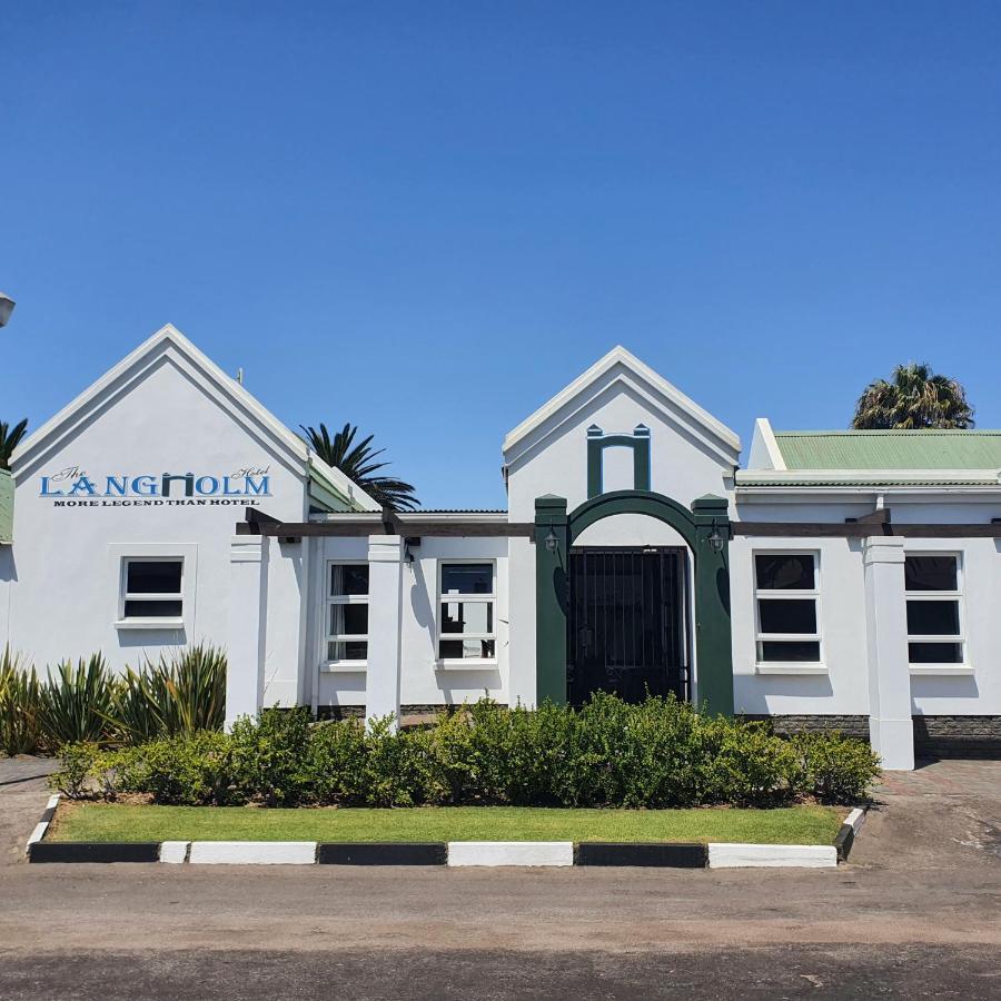 Langholm Hotel Уолфиш-Бей Экстерьер фото